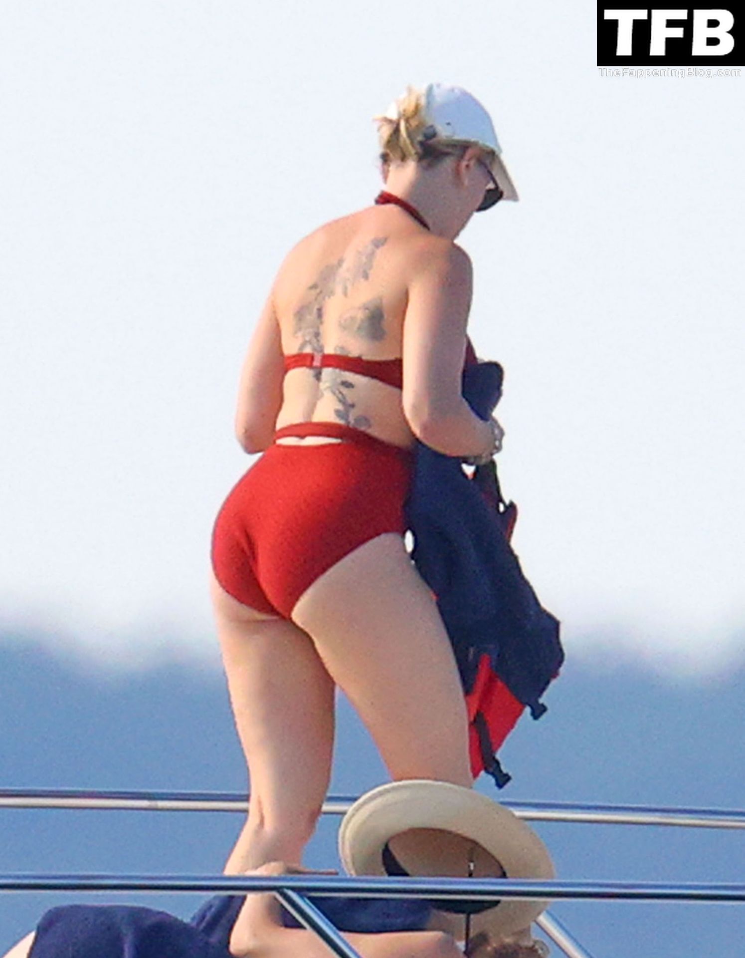 Scarlett Johansson Sexy The Fappening Blog 95 - Scarlett Johansson Hits the Ocean in a Red Bikini in East Hampton (97 Photos)