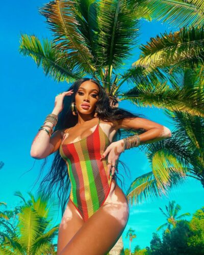 Winnie Harlow Sexy In Jamaica TheFappening.Pro 1 400x500 - Winnie Harlow Sexy In Her Native Jamaica (9 Photos)