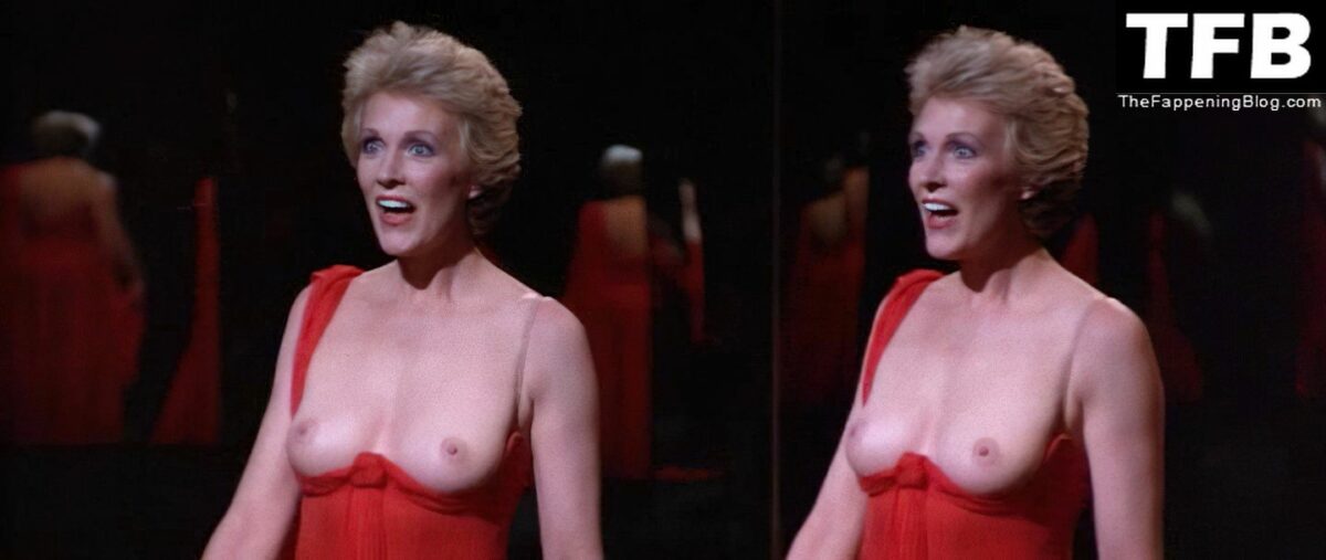 julie andrews topless scene 691387 1 1200x507 - Julie Andrews Nude & Sexy Collection (14 Photos)