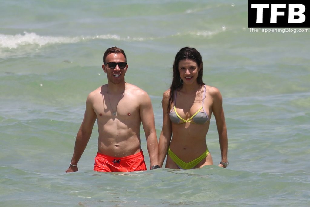 Arthur Melos New Girl The Fappening Blog 3 1024x683 - Arthur Melo Hits the Beach with His Girlfriend in Miami (8 Photos)