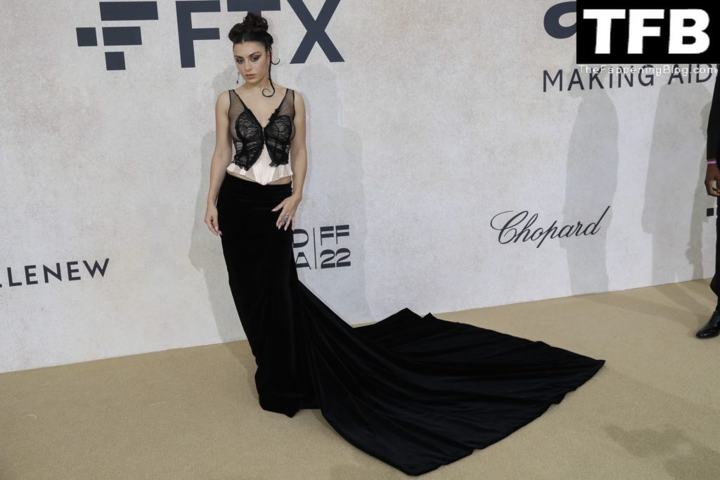 Charli XCX See Through Nude The Fappening Blog 48 1024x683 - Charli XCX Flashes Her Nude Tits at the amfAR Gala Cannes 2022 in Cap d’Antibes (70 Photos)