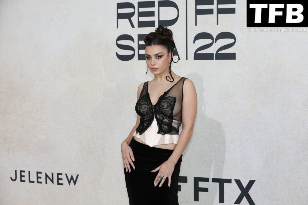Charli XCX See Through Nude The Fappening Blog 51 1024x683 - Charli XCX Flashes Her Nude Tits at the amfAR Gala Cannes 2022 in Cap d’Antibes (70 Photos)