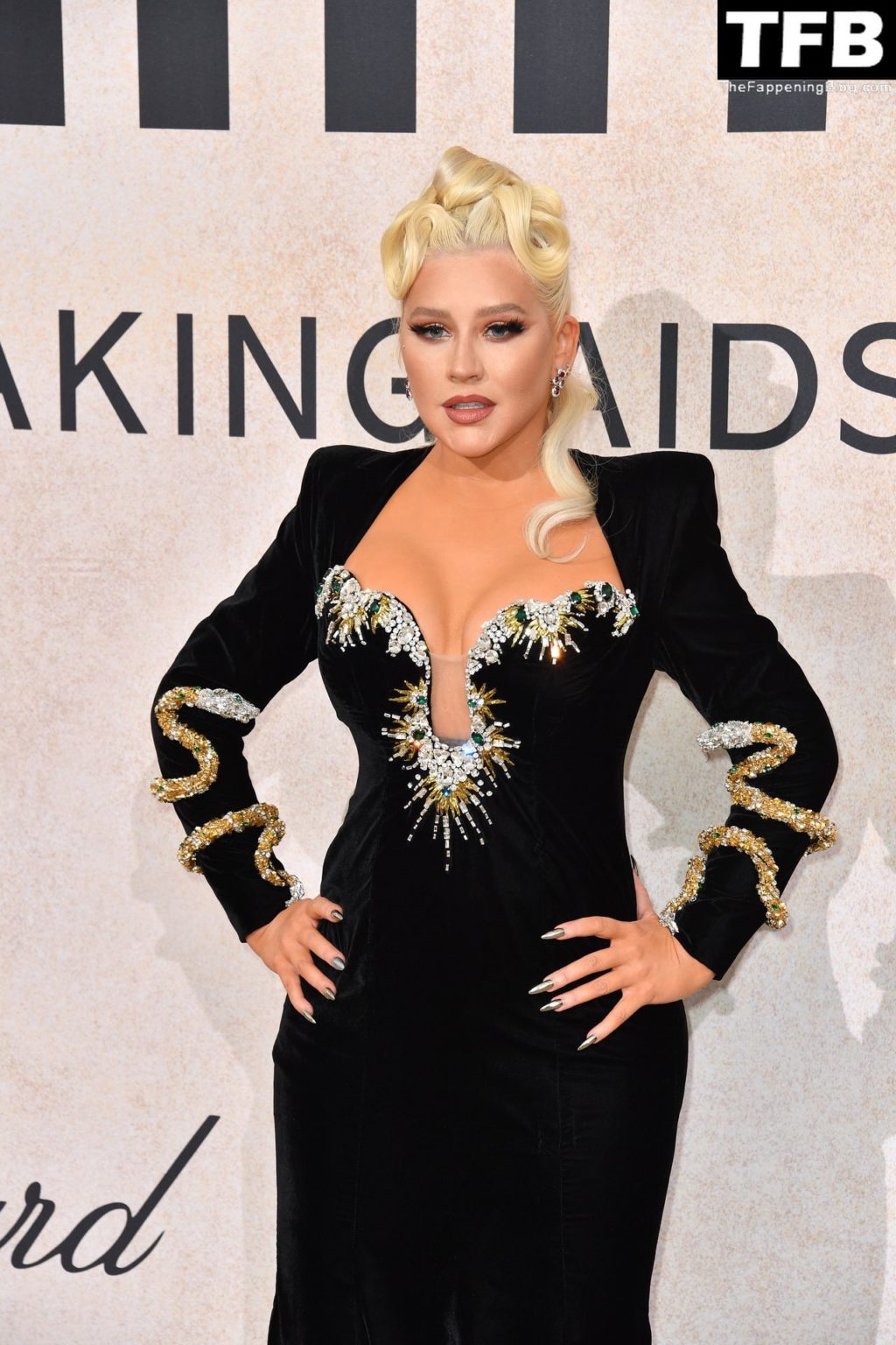 Christina Aguilera Sexy The Fappening Blog 23 1024x1536 - Christina Aguilera Displays Nice Cleavage at the amfAR Gala Cannes 2022 in Cap d’Antibes (79 Photos)