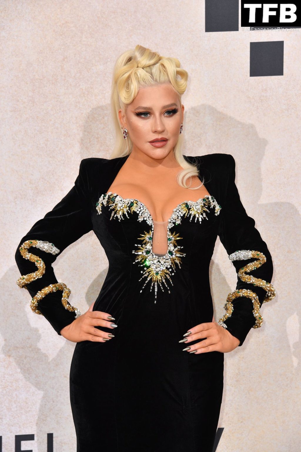 Christina Aguilera Sexy The Fappening Blog 27 1024x1536 - Christina Aguilera Displays Nice Cleavage at the amfAR Gala Cannes 2022 in Cap d’Antibes (79 Photos)