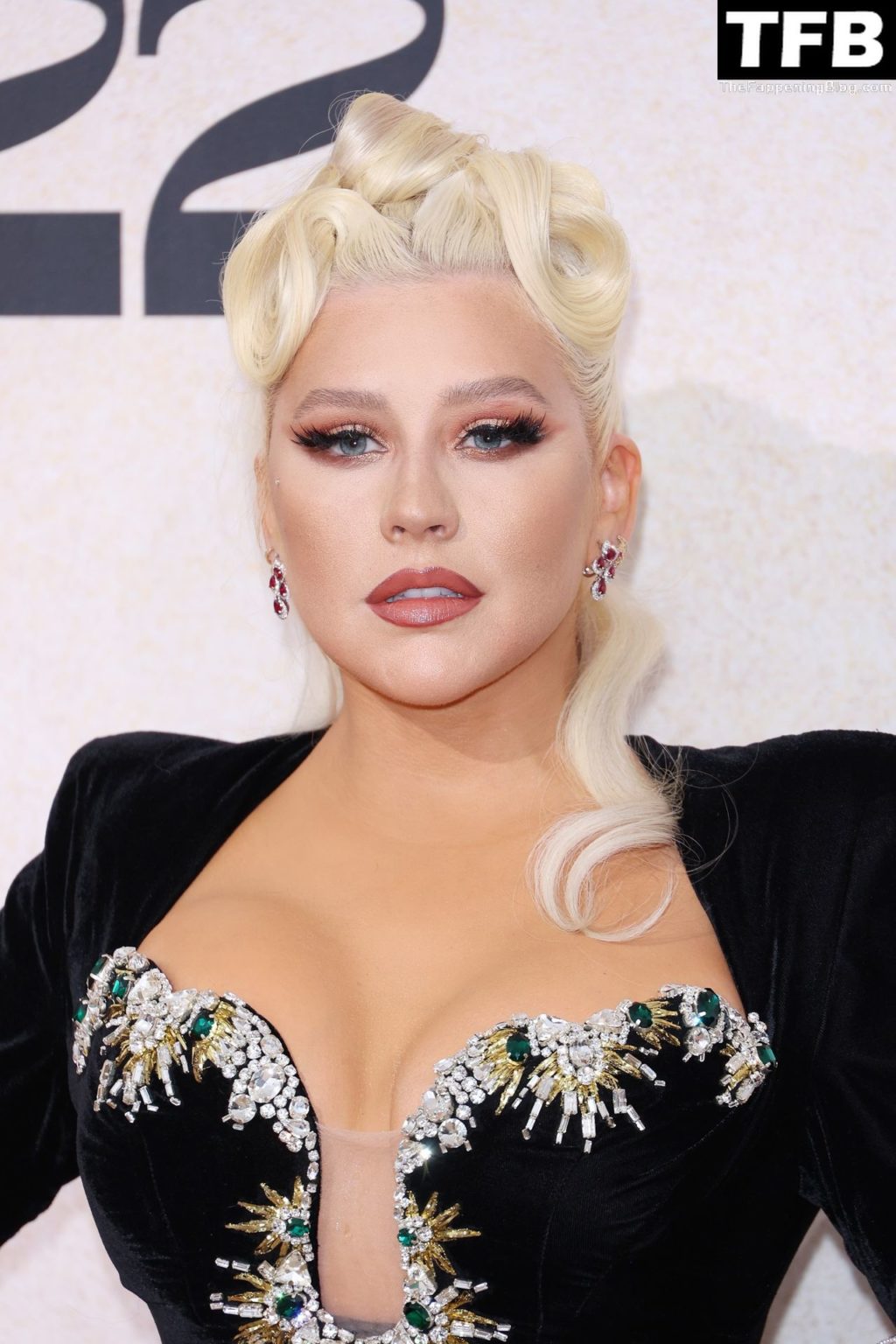 Christina Aguilera Sexy The Fappening Blog 37 1024x1536 - Christina Aguilera Displays Nice Cleavage at the amfAR Gala Cannes 2022 in Cap d’Antibes (79 Photos)