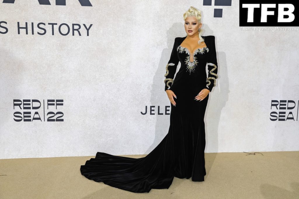 Christina Aguilera Sexy The Fappening Blog 69 1024x683 - Christina Aguilera Displays Nice Cleavage at the amfAR Gala Cannes 2022 in Cap d’Antibes (79 Photos)