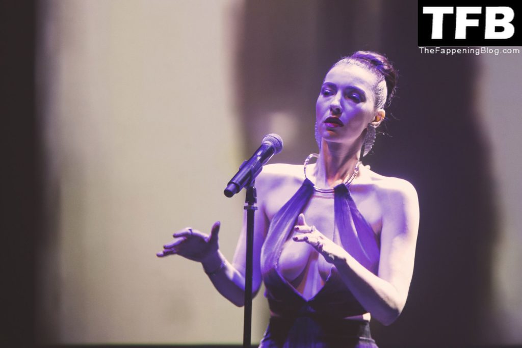 Chrysta Bell Sexy The Fappening Blog 8 1024x683 - Chrysta Bell Displays Her Sexy Tits on Stage at the Auditorium Parco della Musica (11 Photos)