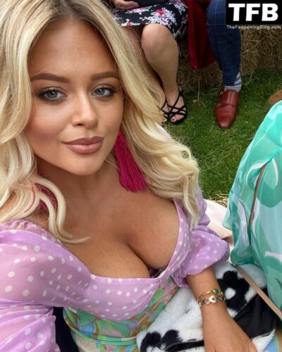 Emily Atack Sexy The Fappening Blog 1 1024x1280 400x500 - Emily Atack Shows Off Her Cleavage (2 Photos)