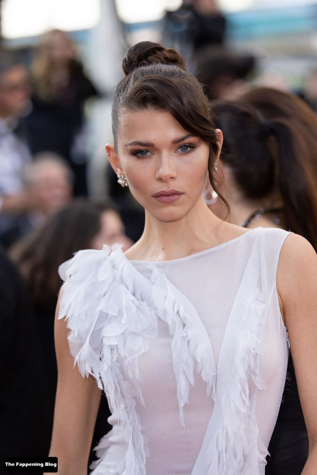 Georgia Fowler See Through Nudity The Fappening Blog 37 1024x1536 - Georgia Fowler Flashes Her Nude Tits the Screening of “Elvis” During the 75th Cannes Film Festival (59 Photos)