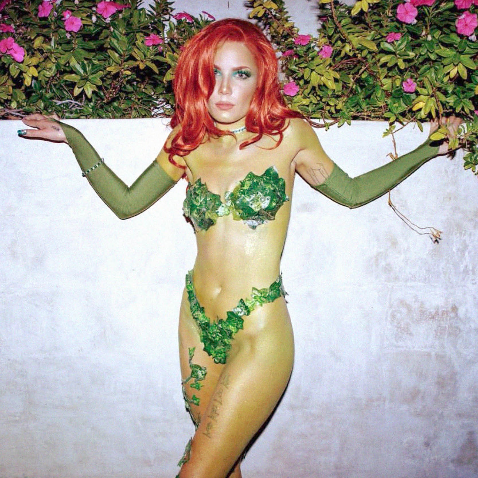 Halsey Sexy In Ivy Costume TheFappeningPro 2 - Halsey Sexy In Ivy Costume At Halloween (5 Photos)