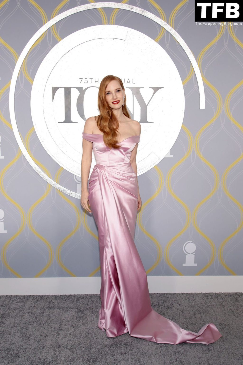 Jessica Chastain Sexy The Fappening Blog 19 1024x1535 - Jessica Chastain Shows Off Her Sexy Tits at the 75th Annual Tony Awards in NYC (46 Photos)