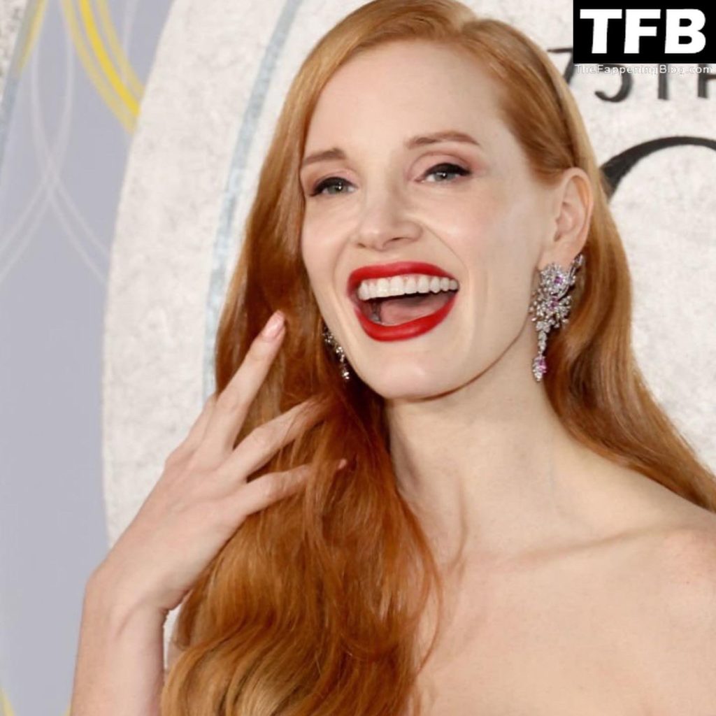 Jessica Chastain Sexy The Fappening Blog 6 1024x1024 - Jessica Chastain Shows Off Her Sexy Tits at the 75th Annual Tony Awards in NYC (46 Photos)