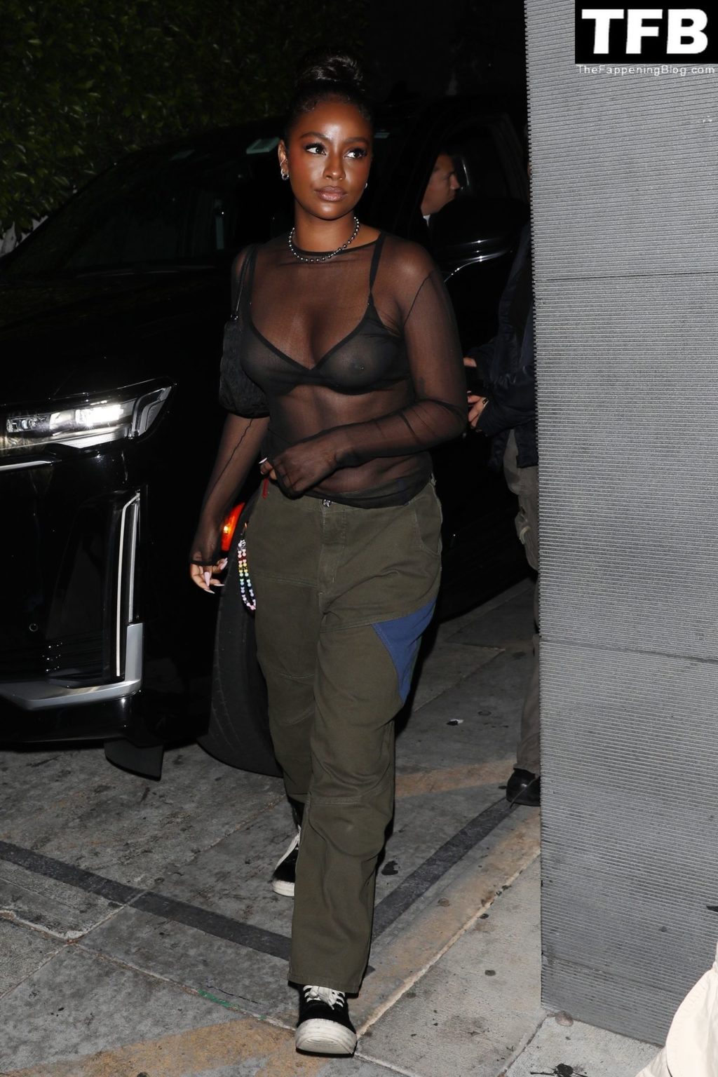 Justine Skye See Through Nudity The Fappening Blog 7 1024x1536 - Justine Skye Flashes Her Nude Breasts After Enjoying Dinner in LA (12 Photos)