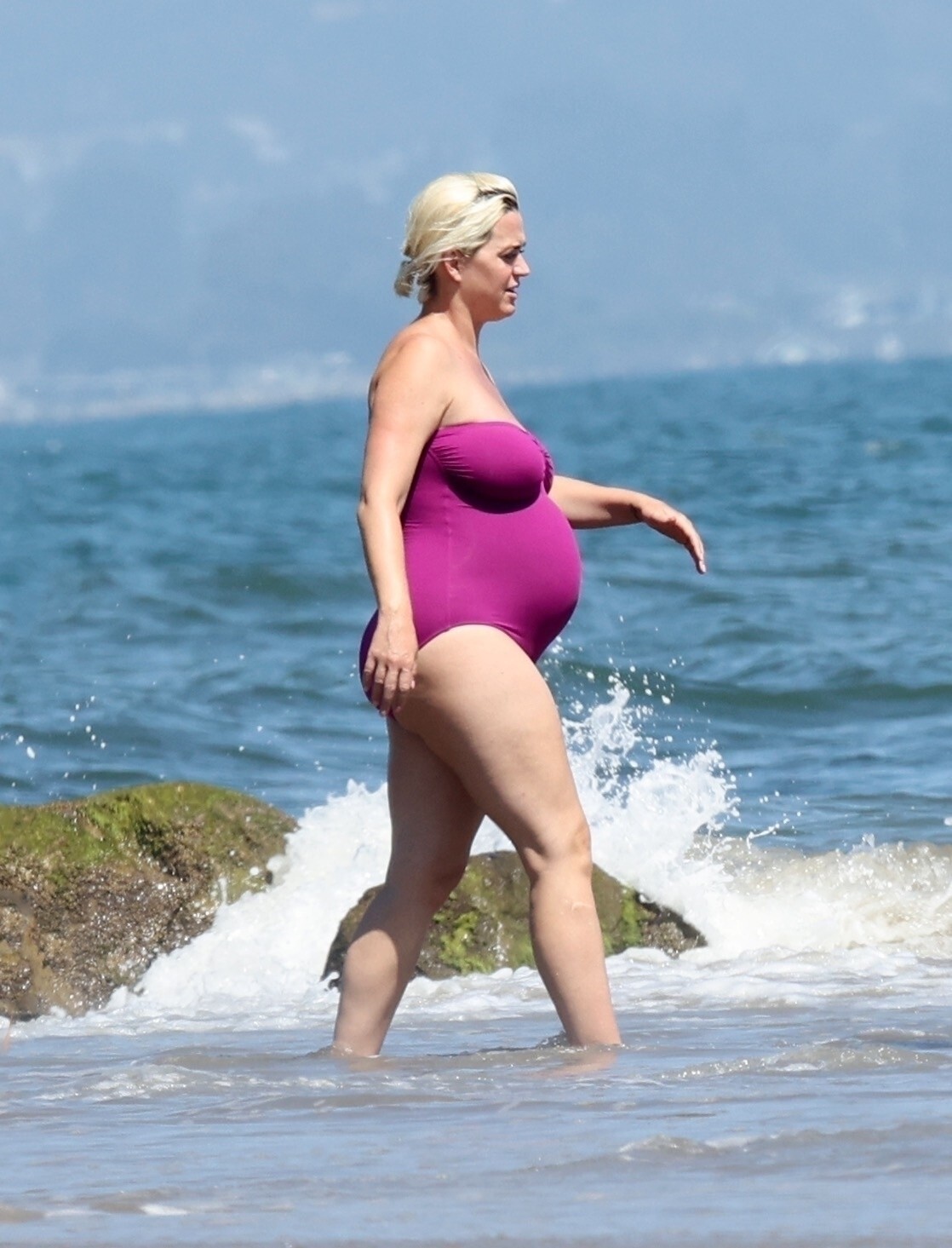 Katy Perry In A Sexy Bikini On The Beach While Pregnant TheFappening Pro 45 - Katy Perry Sexy Pregnant (52 Photos)