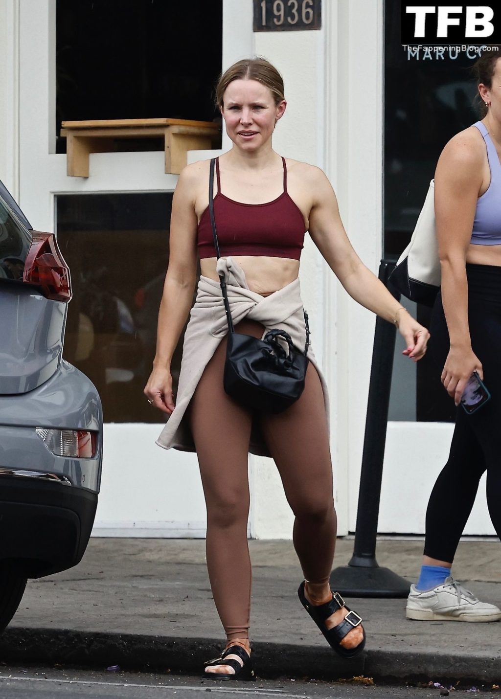 Kristen Bell Sexy The Fappening Blog 15 1024x1429 - Kristen Bell Wraps Up a Sweaty Gym Session in Los Feliz (15 Photos)