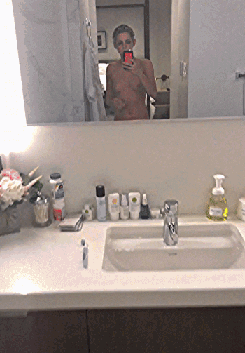 Kristen Stewart Leaked GIF 1 - Kristen Stewart Nude Selfie In Mirror (New Leaked Photos + Videos And GIFs)