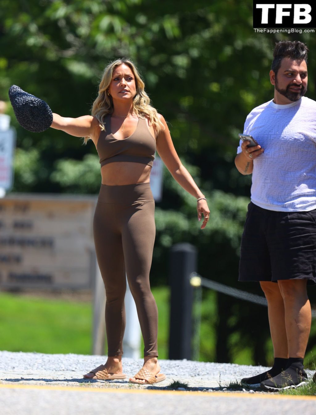 Kristin Cavallari Sexy The Fappening Blog 25 1 1024x1341 - Kristin Cavallari Shows Off Her Abs While Wearing a Brown Athleisure Outfit in East Hampton (47 Photos)