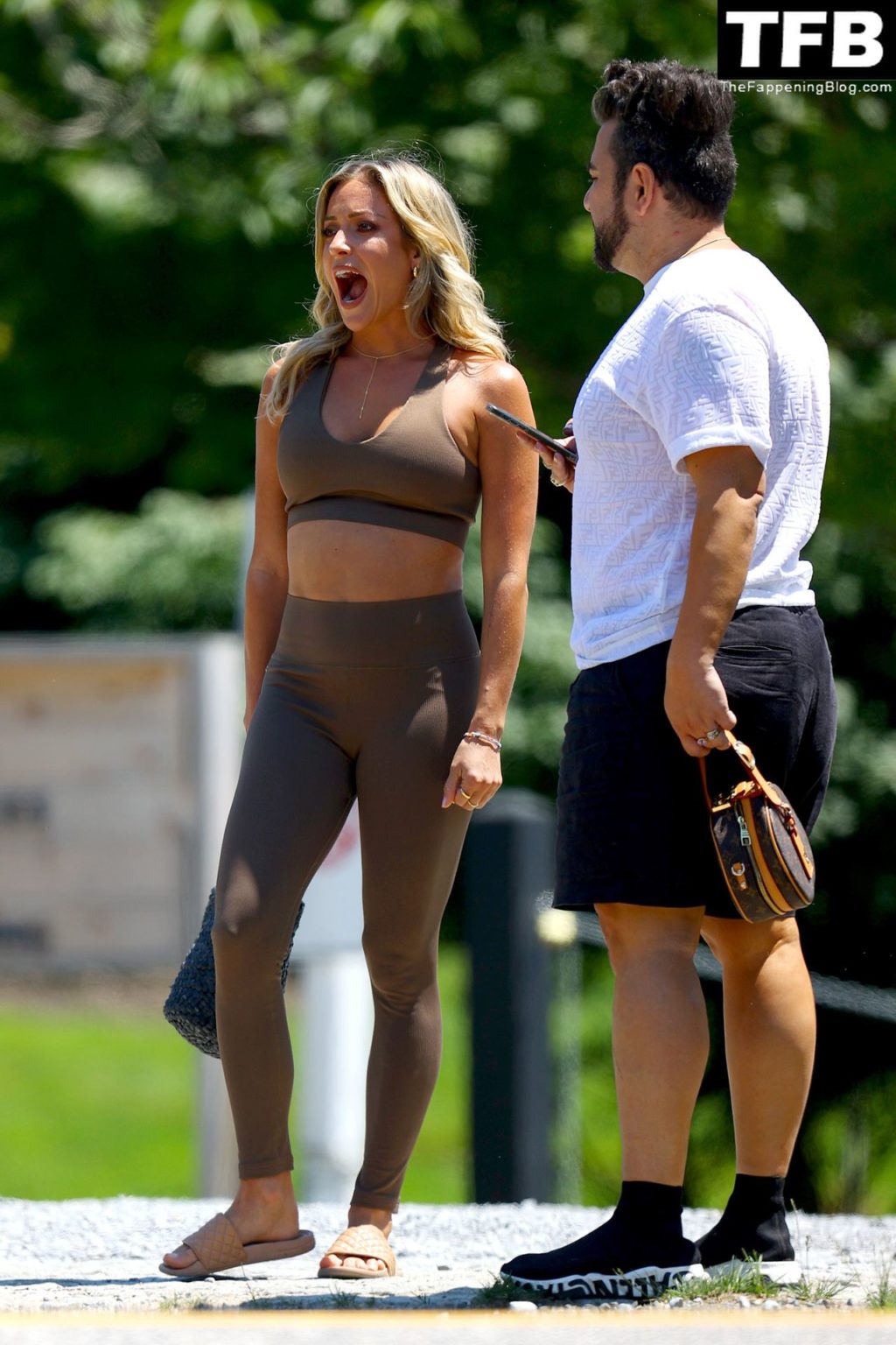 Kristin Cavallari Sexy The Fappening Blog 7 1 1024x1536 - Kristin Cavallari Shows Off Her Abs While Wearing a Brown Athleisure Outfit in East Hampton (47 Photos)