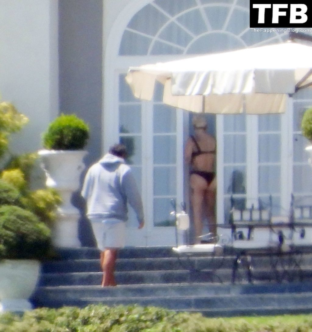 Lady Gaga Sexy The Fappening Blog 49 1024x1089 - Lady Gaga Shows Off Her Bikini Body on Villa Bonomi (63 Photos)