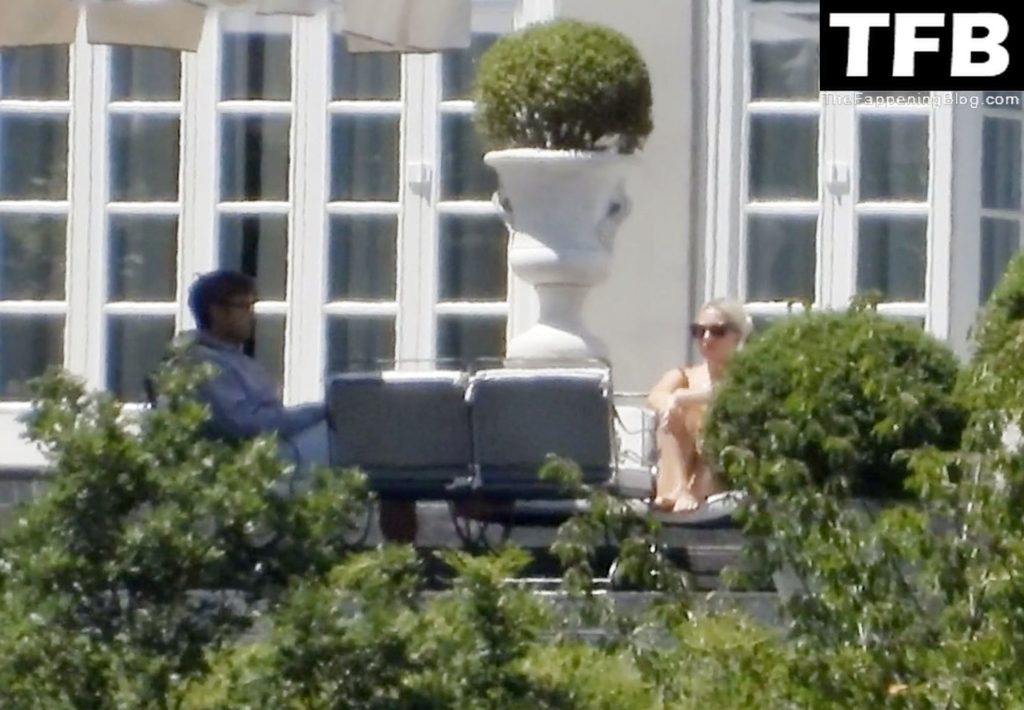Lady Gaga Sexy The Fappening Blog 50 1024x710 - Lady Gaga Shows Off Her Bikini Body on Villa Bonomi (63 Photos)