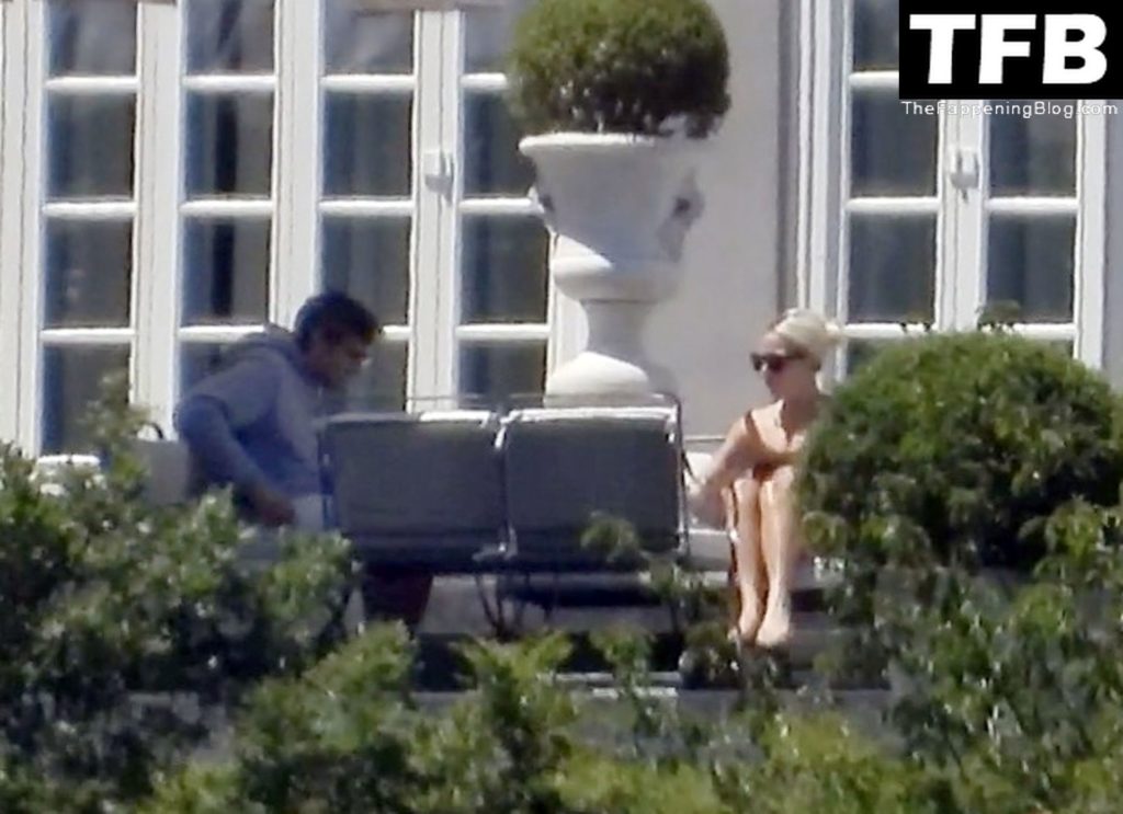 Lady Gaga Sexy The Fappening Blog 52 1024x743 - Lady Gaga Shows Off Her Bikini Body on Villa Bonomi (63 Photos)