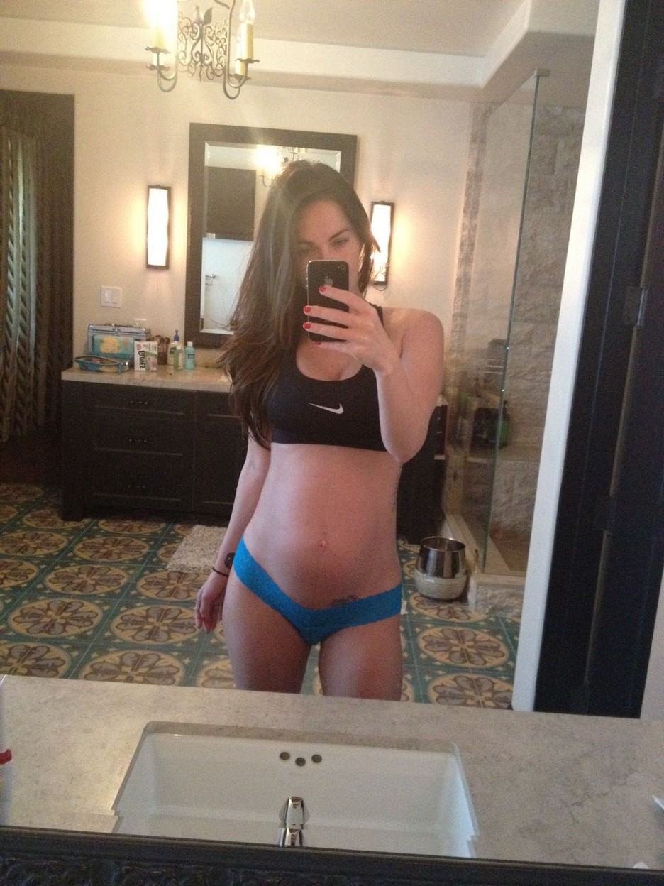 Megan Fox Leaked 11 - Megan Fox Nude Leaked (73 Photos)