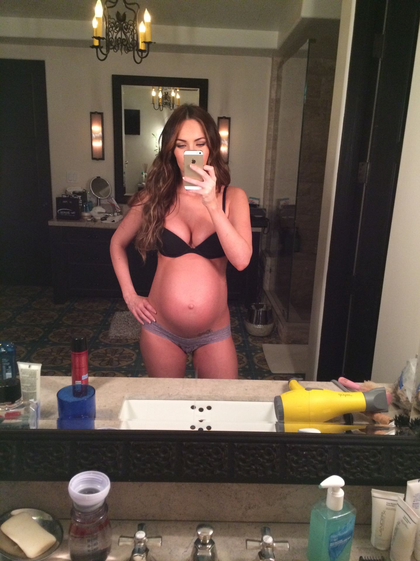 Megan Fox Leaked 26 - Megan Fox Nude Leaked (73 Photos)