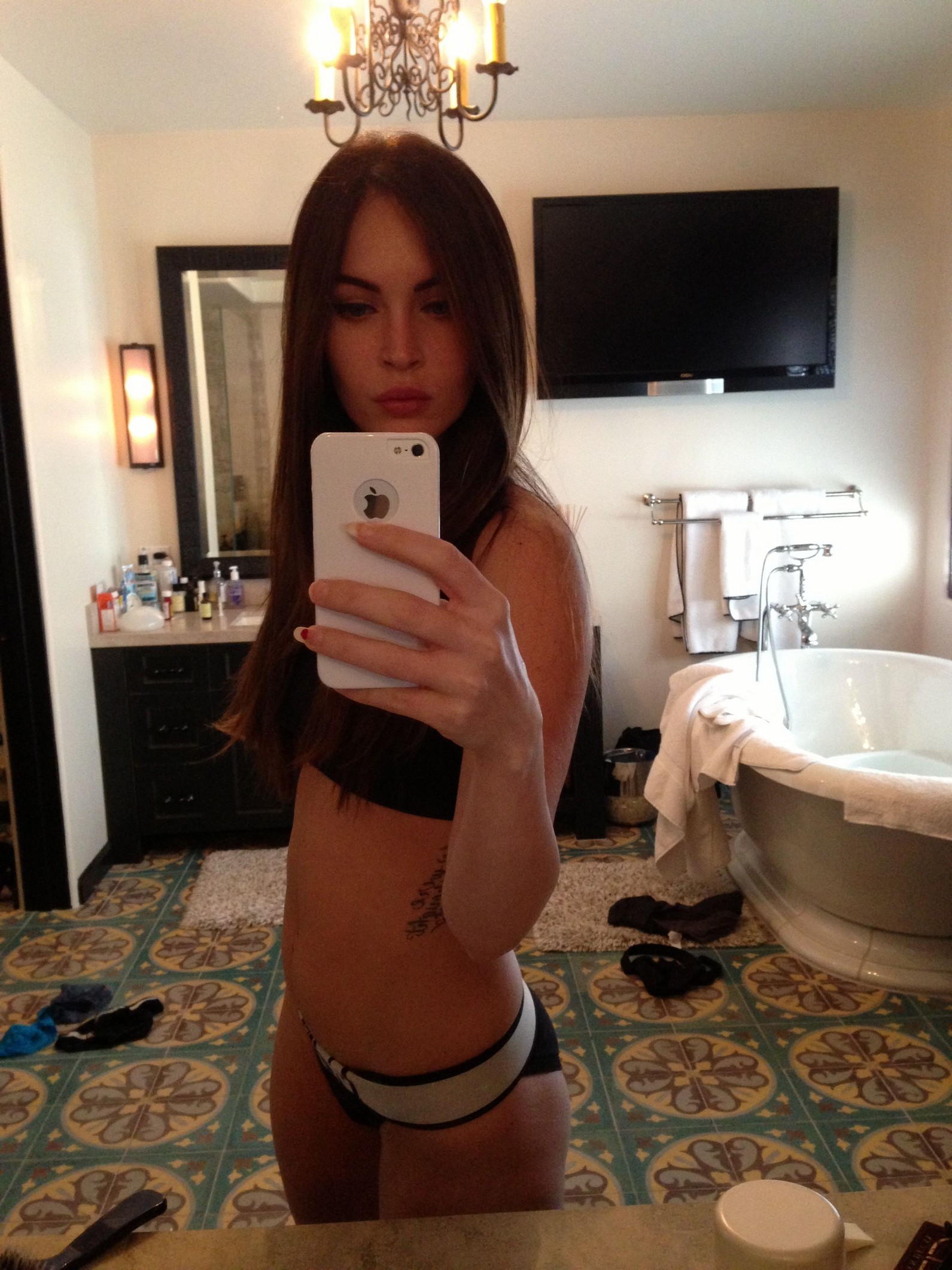 Megan Fox Leaked 5 - Megan Fox Nude Leaked (73 Photos)