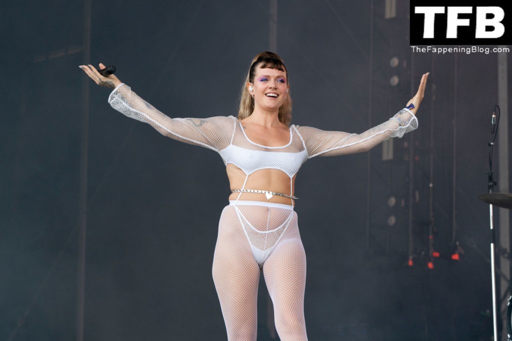 Tove Lo Sexy The Fappening Blog 3 1 1024x683 - Tove Lo Performs at the 2022 Bonnaroo Music and Arts Festival (8 Photos)