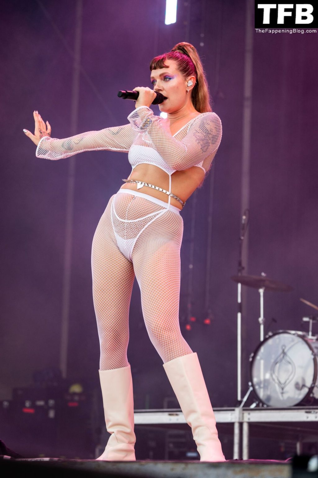 Tove Lo Sexy The Fappening Blog 4 1 1024x1536 - Tove Lo Performs at the 2022 Bonnaroo Music and Arts Festival (8 Photos)