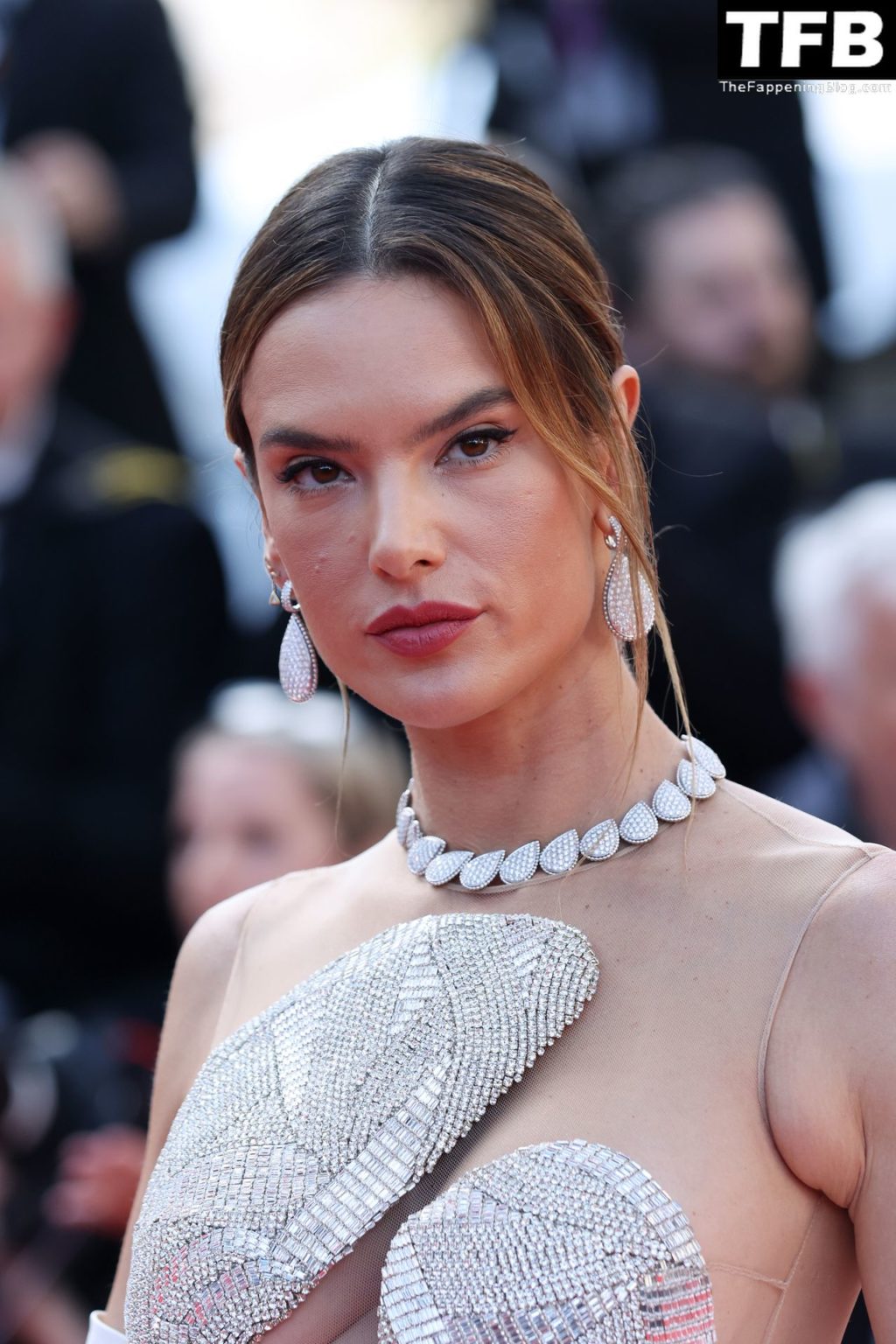 Alessandra Ambrosio Sexy The Fappening Blog 46 1024x1536 - Alessandra Ambrosio Poses Braless as She Attends the Screening of “Armageddon Time” During the 75th Annual Cannes Film Festival (150 Photos)