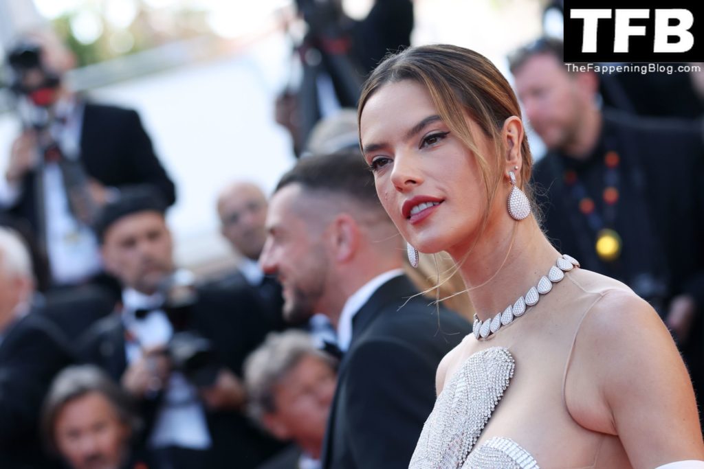 Alessandra Ambrosio Sexy The Fappening Blog 52 1024x683 - Alessandra Ambrosio Poses Braless as She Attends the Screening of “Armageddon Time” During the 75th Annual Cannes Film Festival (150 Photos)