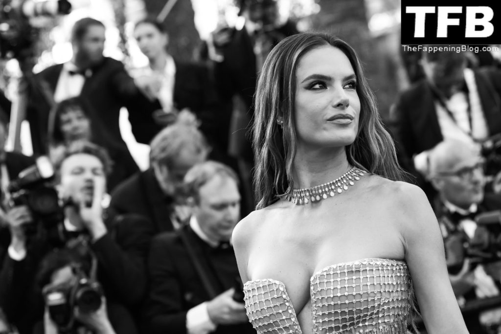 Alessandra Ambrosio Sexy The Fappening Blog 63 1 1024x683 - Alessandra Ambrosio Shows Off Her Sexy Tits at the 75th Annual Cannes Film Festival (150 Photos)