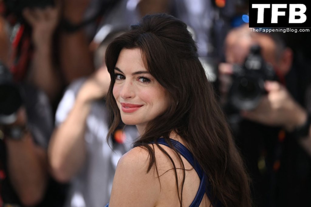 Anne Hathaway Sexy The Fappening Blog 136 1024x683 - Anne Hathaway Flaunts Her Sexy Legs at the 75th Annual Cannes Film Festival (150 Photos)