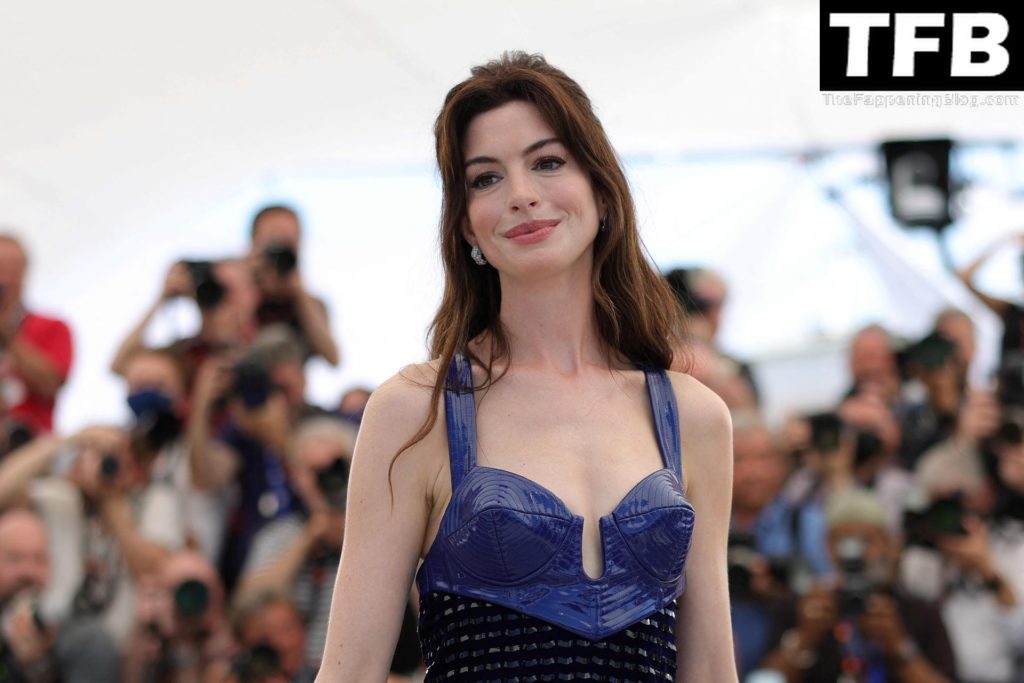 Anne Hathaway Sexy The Fappening Blog 38 1024x683 - Anne Hathaway Flaunts Her Sexy Legs at the 75th Annual Cannes Film Festival (150 Photos)