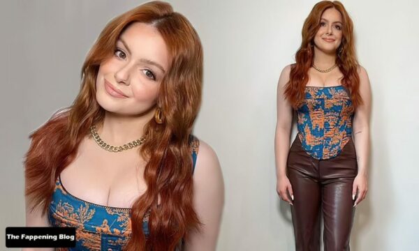 Ariel Winter Beautiful Face and Boobs 1 1 thefappeningblog.com  1024x615 600x360 - Ariel Winter Displays Her Nice Cleavage in a Sexy Shoot (9 Photos)