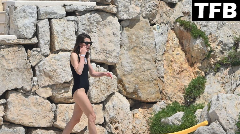 Charlotte Casiraghi Sexy The Fappening Blog 36 1024x571 - Charlotte Casiraghi is Seen in a Black Swimsuit at Eden Roc Hotel (69 Photos)