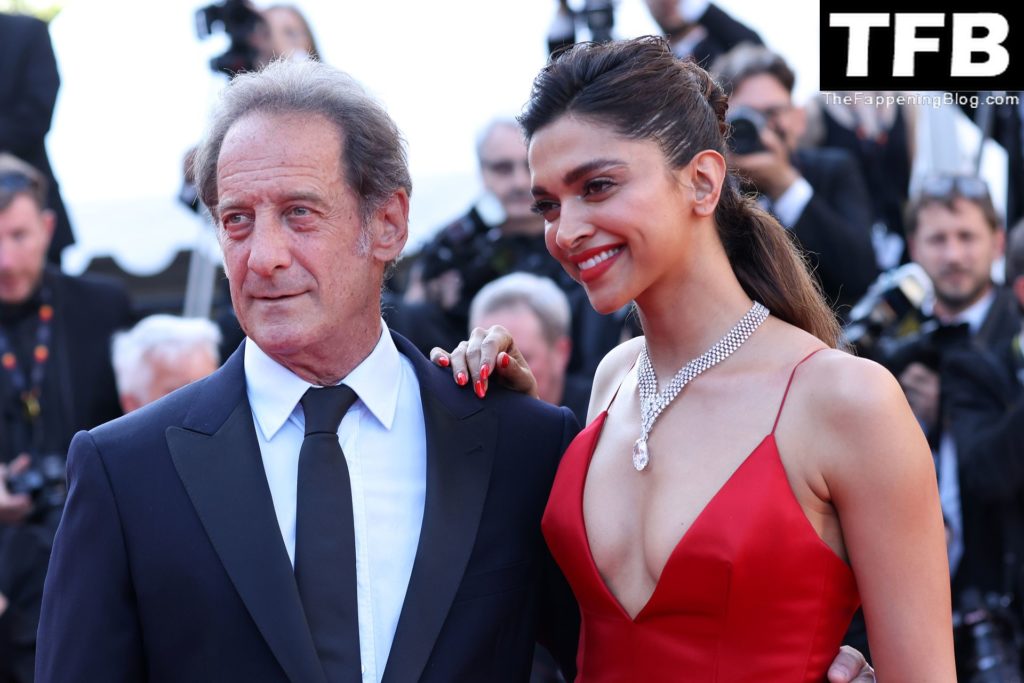Deepika Padukone Sexy The Fappening Blog 110 1024x683 - Deepika Padukone Looks Beautiful in a Red Dress During the 75th Annual Cannes Film Festival (150 Photos)