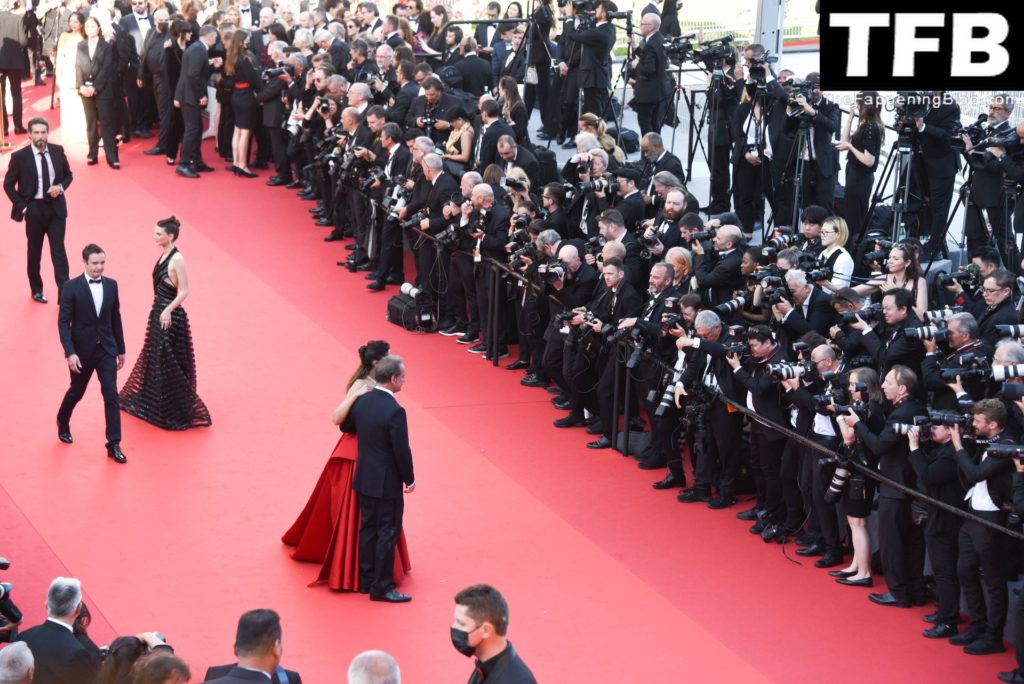 Deepika Padukone Sexy The Fappening Blog 13 1024x684 - Deepika Padukone Looks Beautiful in a Red Dress During the 75th Annual Cannes Film Festival (150 Photos)