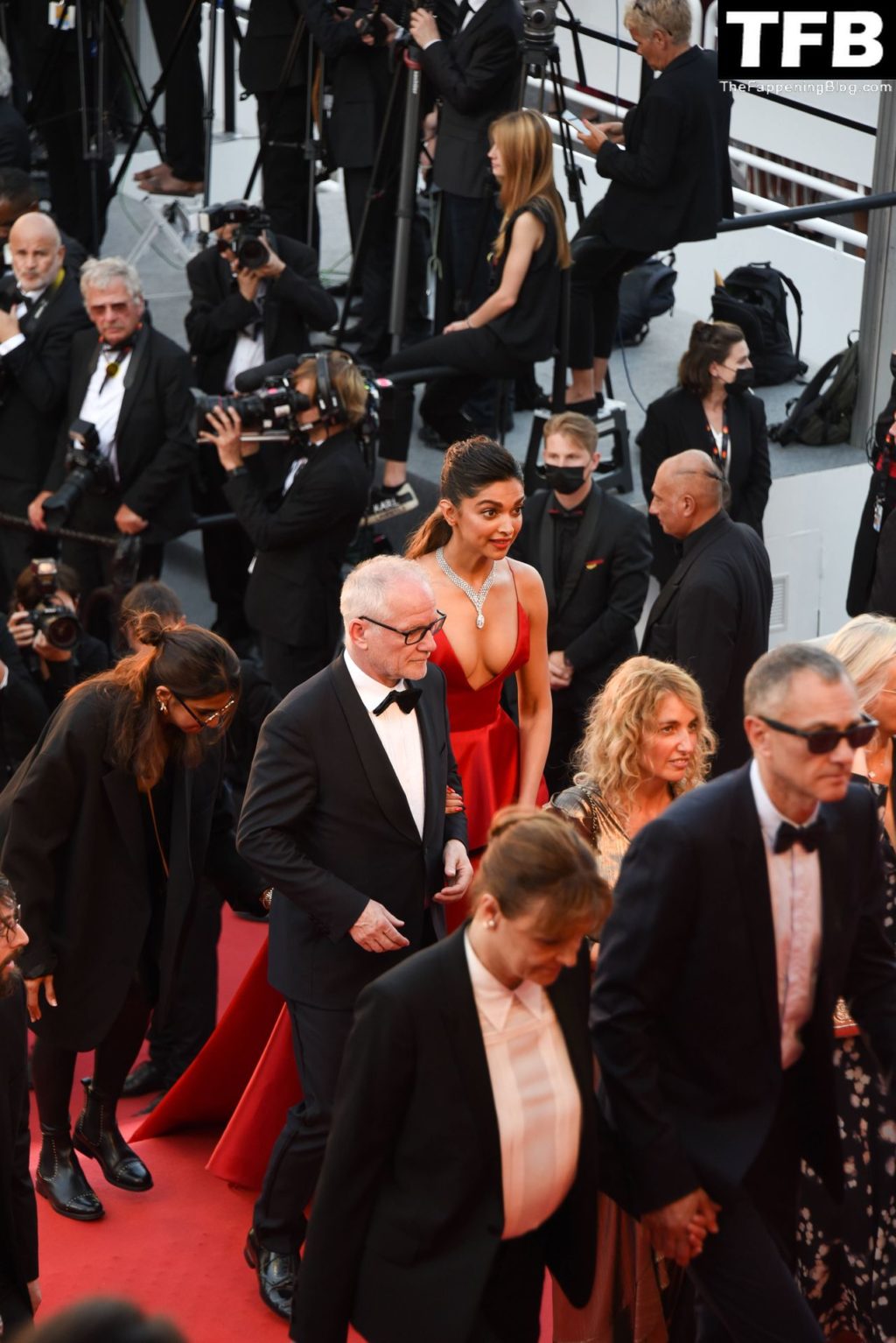 Deepika Padukone Sexy The Fappening Blog 20 1024x1534 - Deepika Padukone Looks Beautiful in a Red Dress During the 75th Annual Cannes Film Festival (150 Photos)