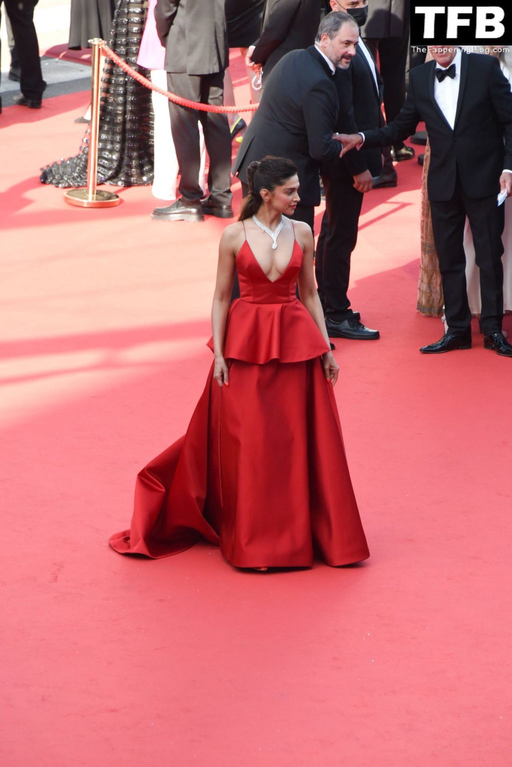 Deepika Padukone Sexy The Fappening Blog 3 1024x1534 - Deepika Padukone Looks Beautiful in a Red Dress During the 75th Annual Cannes Film Festival (150 Photos)