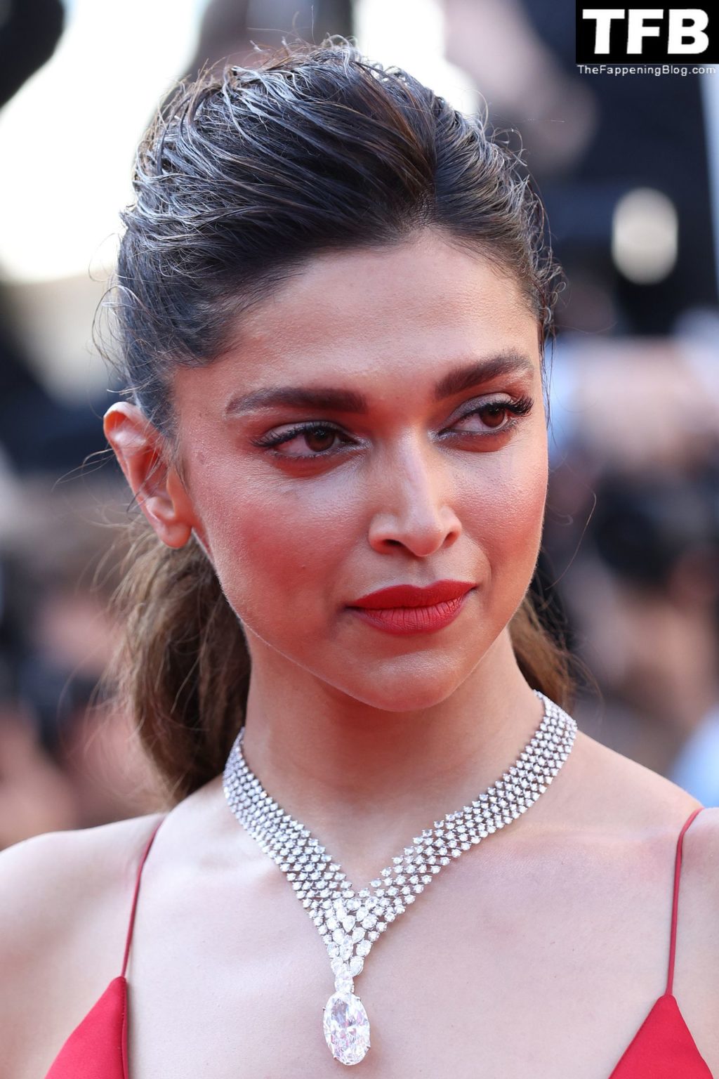 Deepika Padukone Sexy The Fappening Blog 80 1024x1536 - Deepika Padukone Looks Beautiful in a Red Dress During the 75th Annual Cannes Film Festival (150 Photos)
