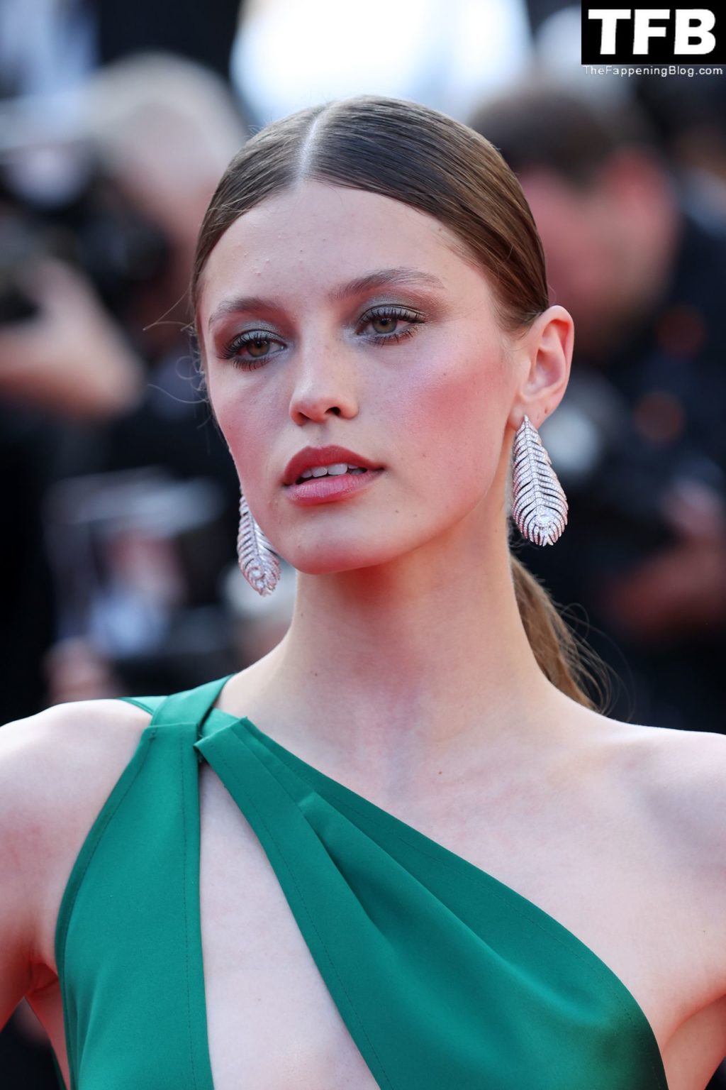 Emma Todt Sexy The Fappening Blog 48 1024x1536 - Emma Todt Looks Hot in a Green Dress at the 75th Annual Cannes Film Festival (96 Photos)