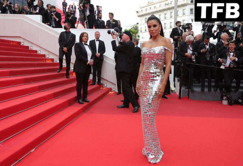 Eva Longoria Sexy The Fappening Blog 5 1 1024x697 - Eva Longoria Shines at the 75th Annual Cannes Film Festival (85 Photos)