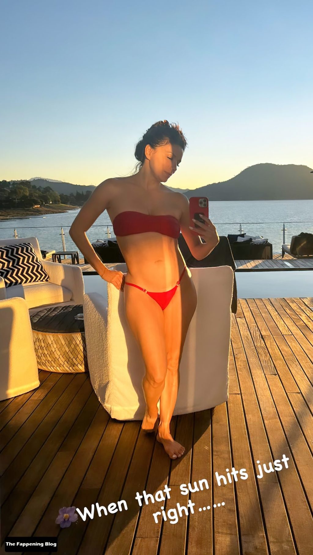 Eva Longorio in Bikini 1 thefappeningblog.com  1024x1815 - Eva Longoria Hot (5 Photos)