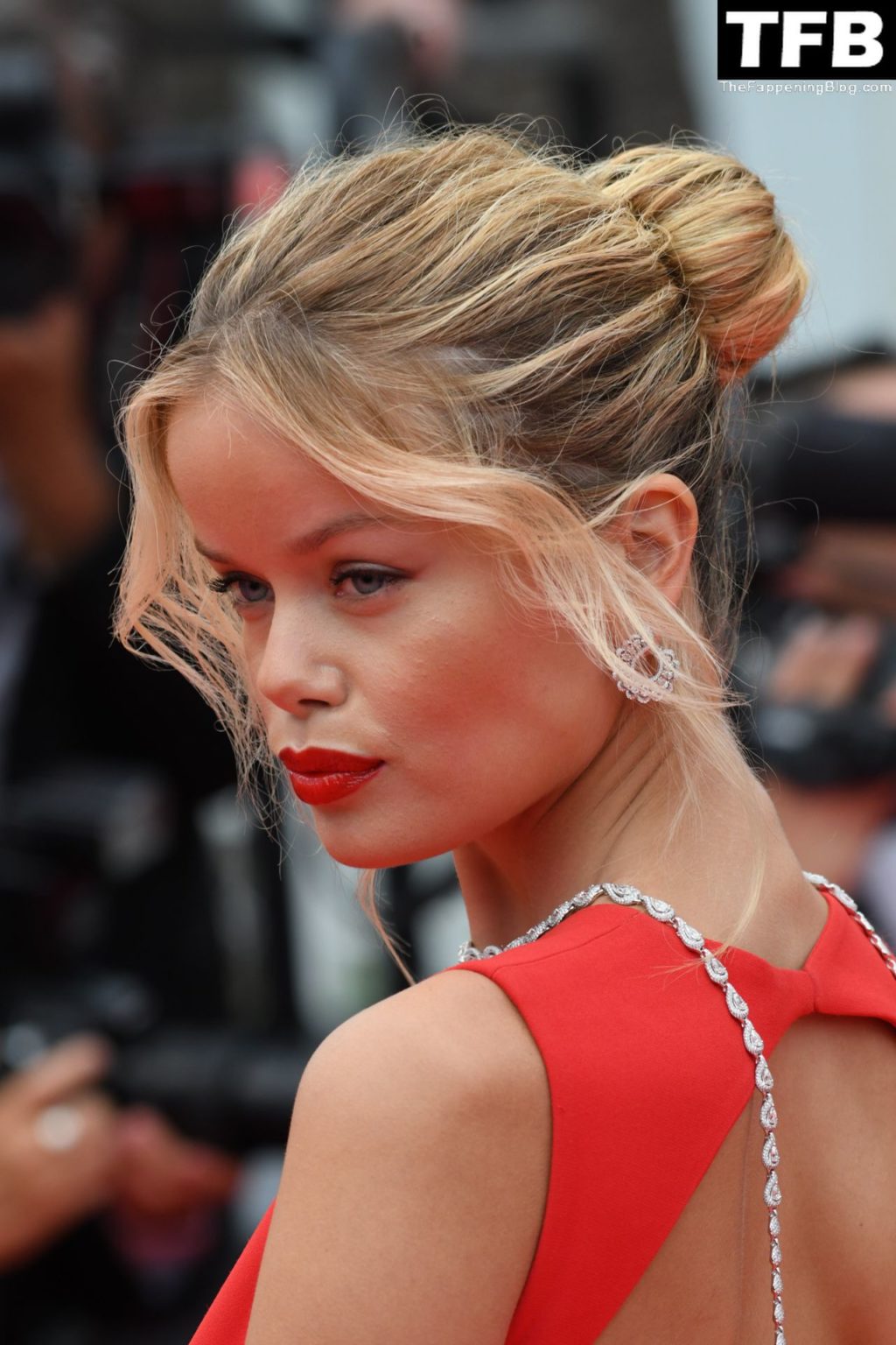 Frida Aasen Sexy The Fappening Blog 137 1024x1536 - Frida Aasen Looks Stunning in a Red Dress at the 75th Annual Cannes Film Festival (153 Photos)