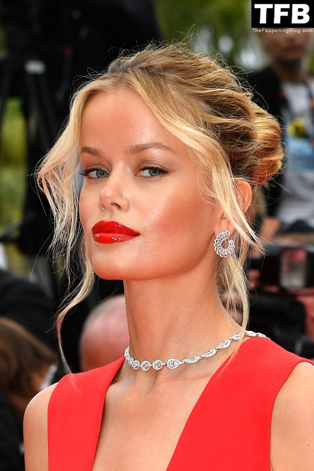 Frida Aasen Sexy The Fappening Blog 70 1024x1536 - Frida Aasen Looks Stunning in a Red Dress at the 75th Annual Cannes Film Festival (153 Photos)