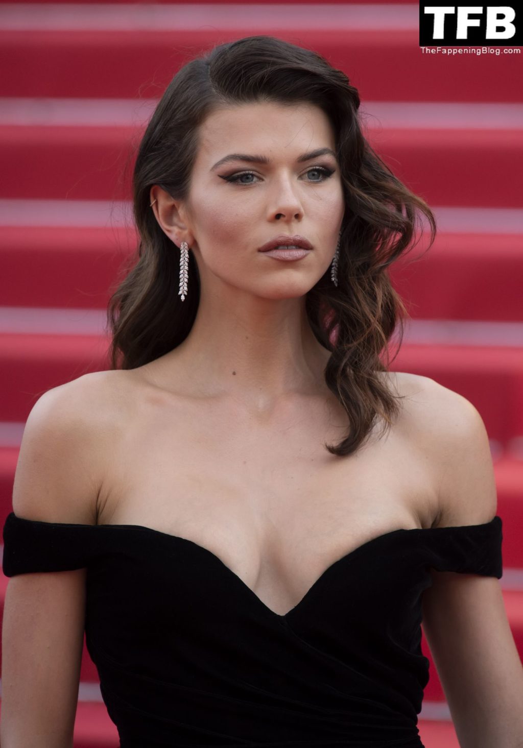 Georgia Fowler Sexy The Fappening Blog 51 1024x1465 - Georgia Fowler Shows Off Her Cleavage at the 75th Annual Cannes Film Festival (144 Photos)