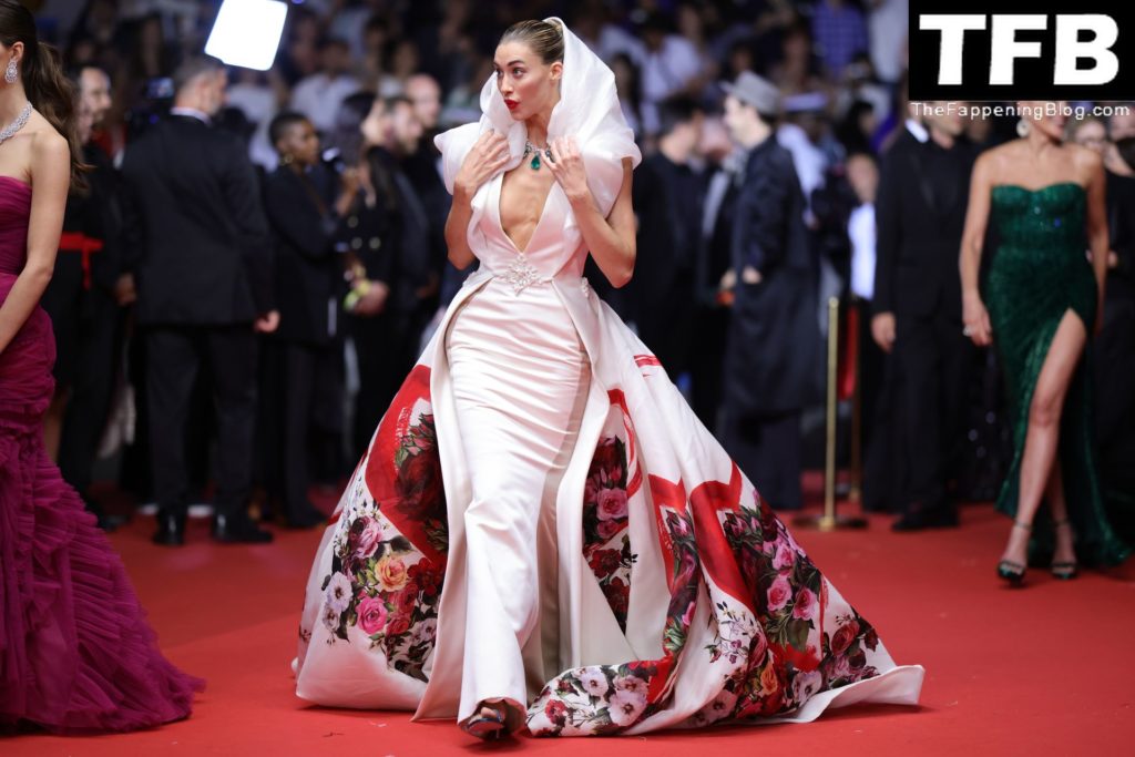 Jessica Michel Sexy The Fappening Blog 24 1024x683 - Jessica Michel Poses Braless on the Red Carpet at the 75th Annual Cannes Film Festival (80 Photos)