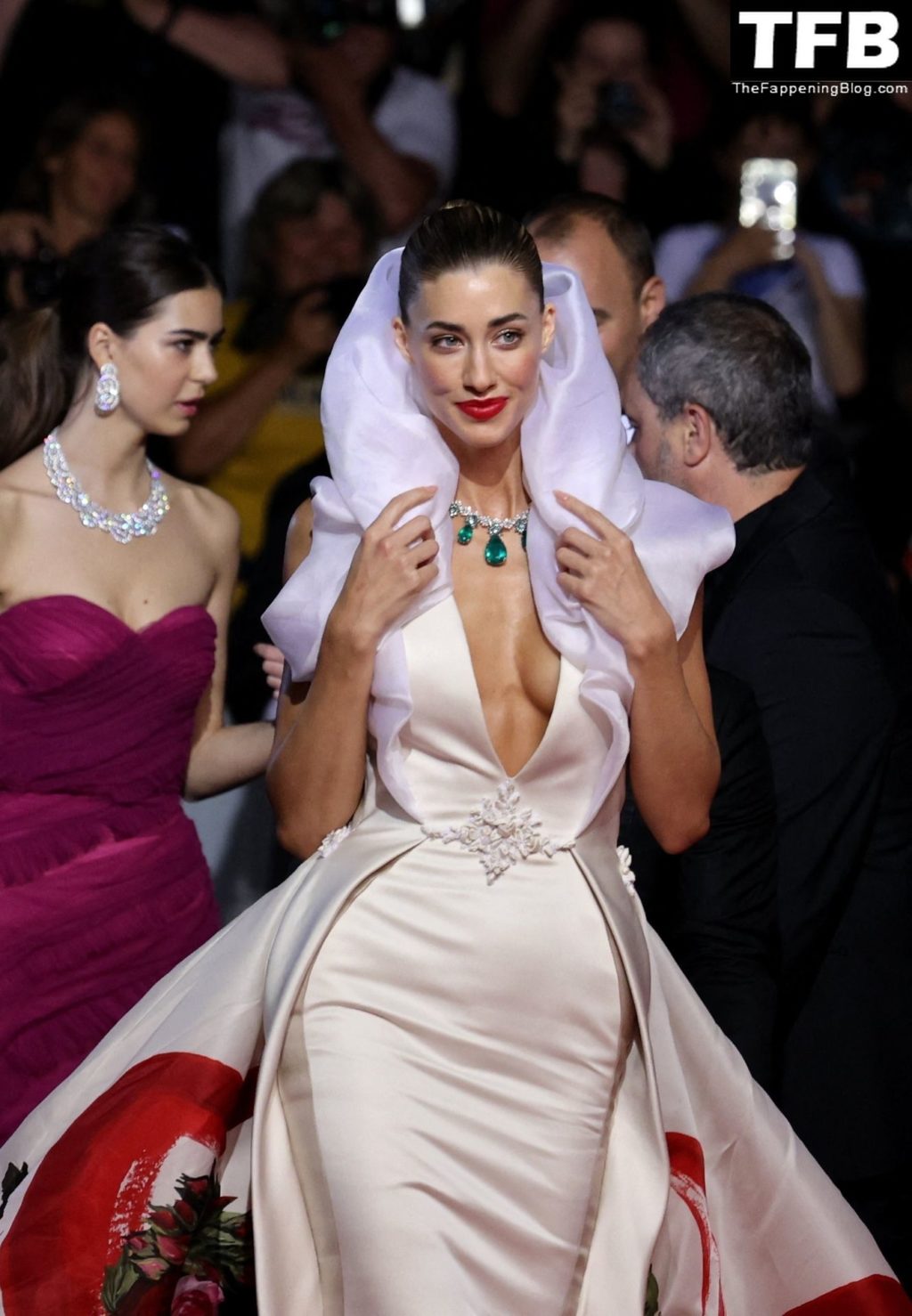 Jessica Michel Sexy The Fappening Blog 53 1024x1478 - Jessica Michel Poses Braless on the Red Carpet at the 75th Annual Cannes Film Festival (80 Photos)